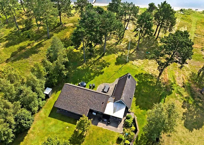 Дом отдыха Lf15210-hojslev-jelsevej-210 *